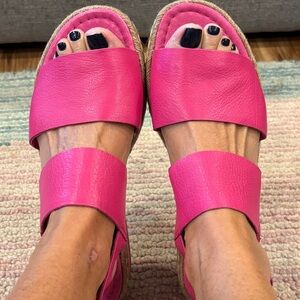 Django & Juliette Pink Leather Sandals